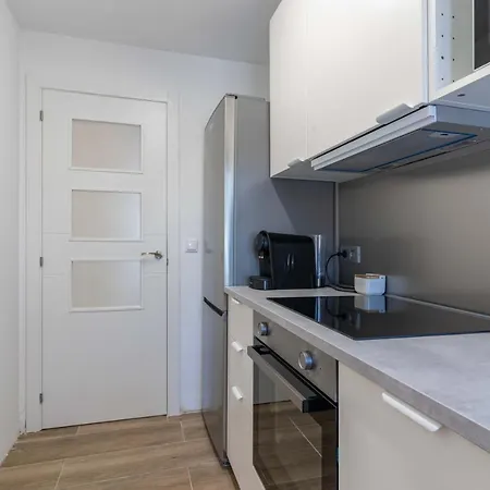 Pedrera 1 Tarragonastay Апартаменты *